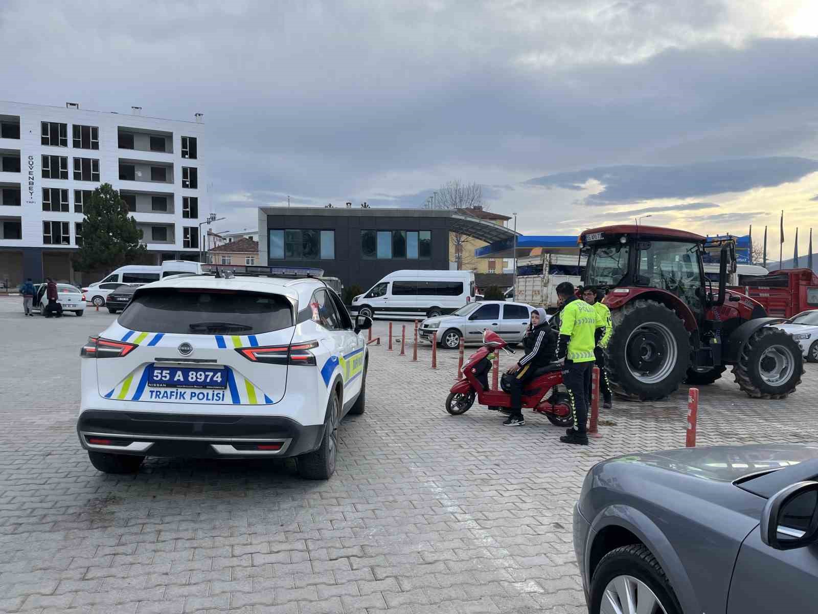 Kavak’ta trafik denetimleri