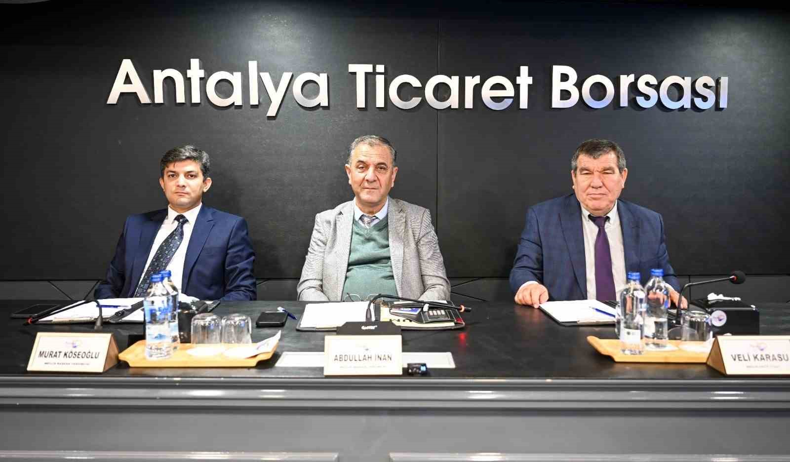 ATB Başkanı &Ccedil;andır: "Fırtınada zarar g&ouml;ren alanlar aynı dere ve &ccedil;ay havzasında"
