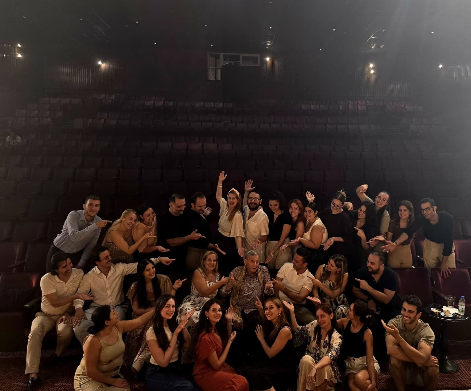 Haldun Dormen&rsquo;in son prod&uuml;ksiyonu, Sahne Tozu Tiyatrosu&rsquo;nda yaşamaya devam ediyor
