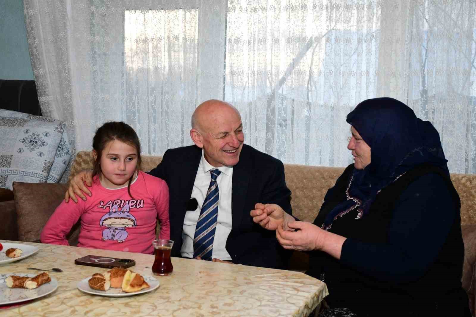 Başkan Kul: "Terme’yi makam koltuklarından değil, evlerden ve sokaklardan yönetiyoruz"