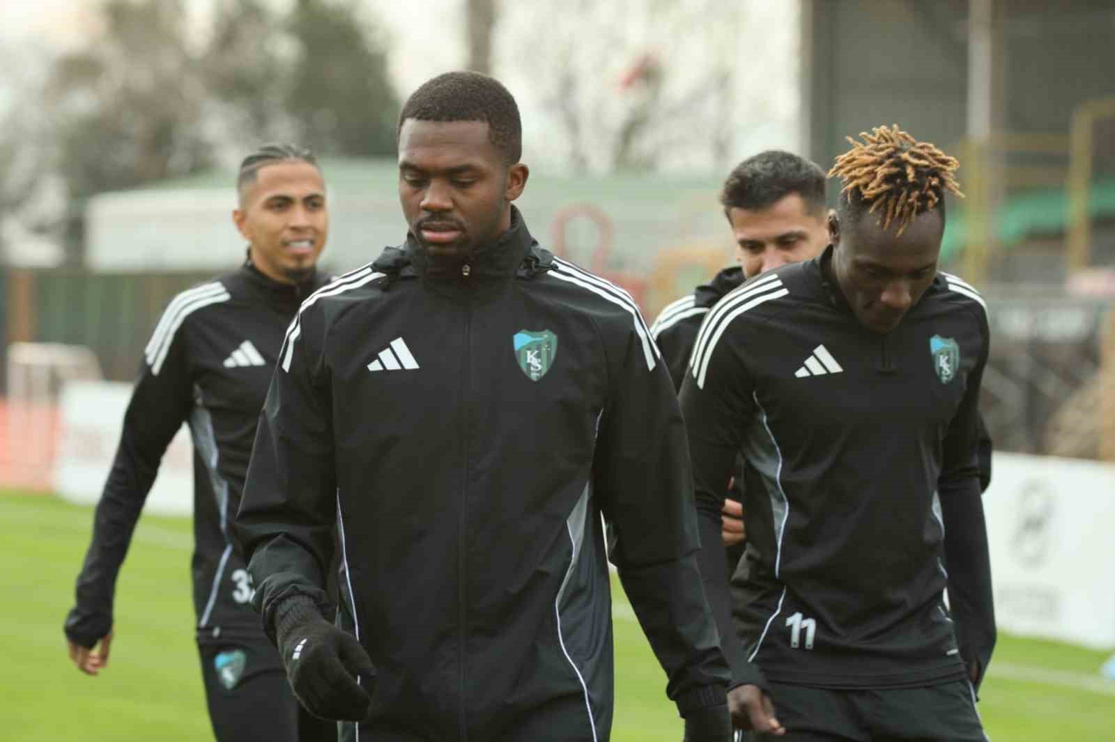 Sel&ccedil;uk İnan: "Fenerbah&ccedil;e ma&ccedil;ında kazanmak i&ccedil;in sahaya &ccedil;ıkacağız"
