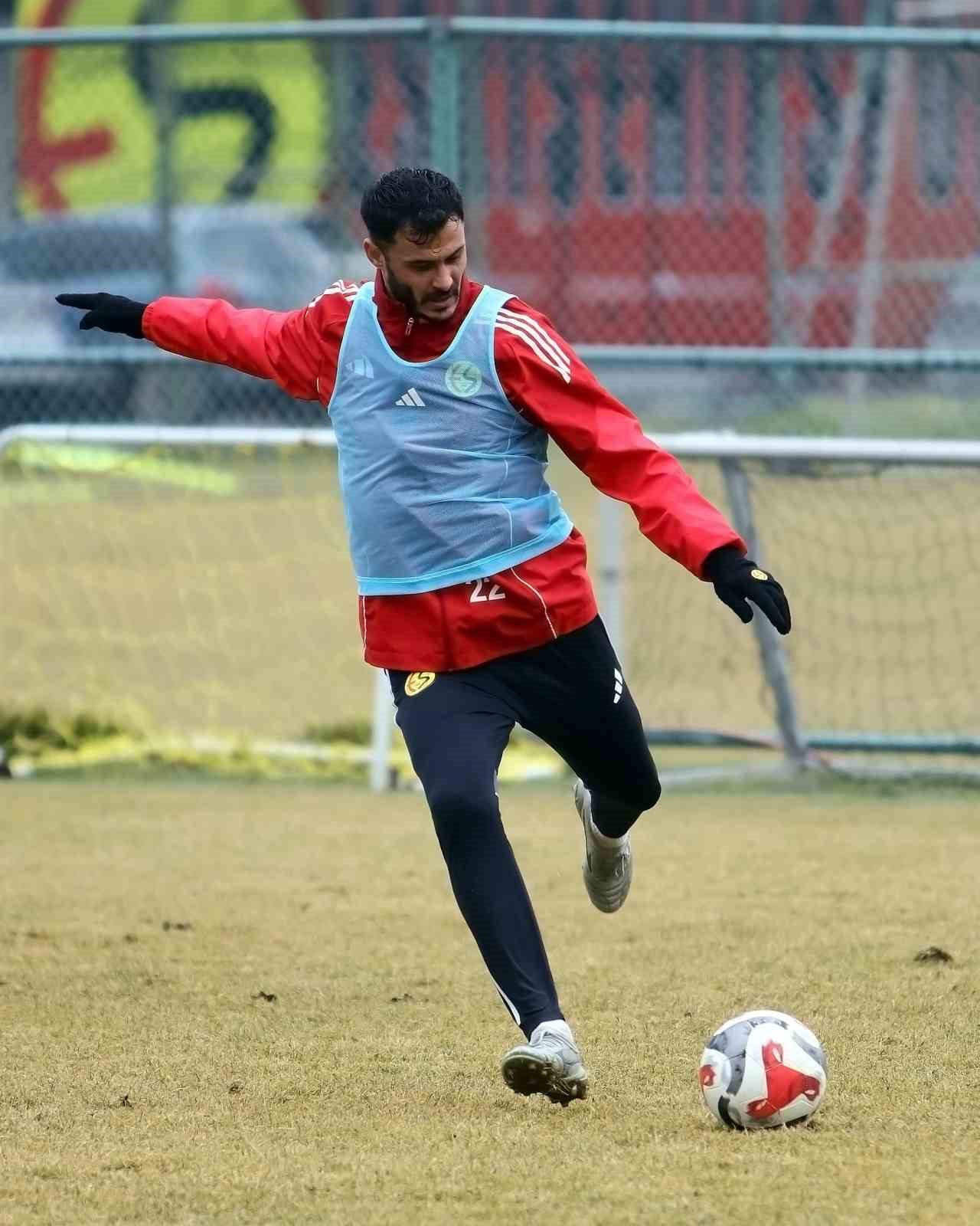 Eskişehirspor, Altay karşılaşmasına hazırlanıyor
