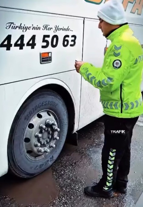 Bilecik&rsquo;te şehirlerarası otob&uuml;slere sivil trafik denetimi

