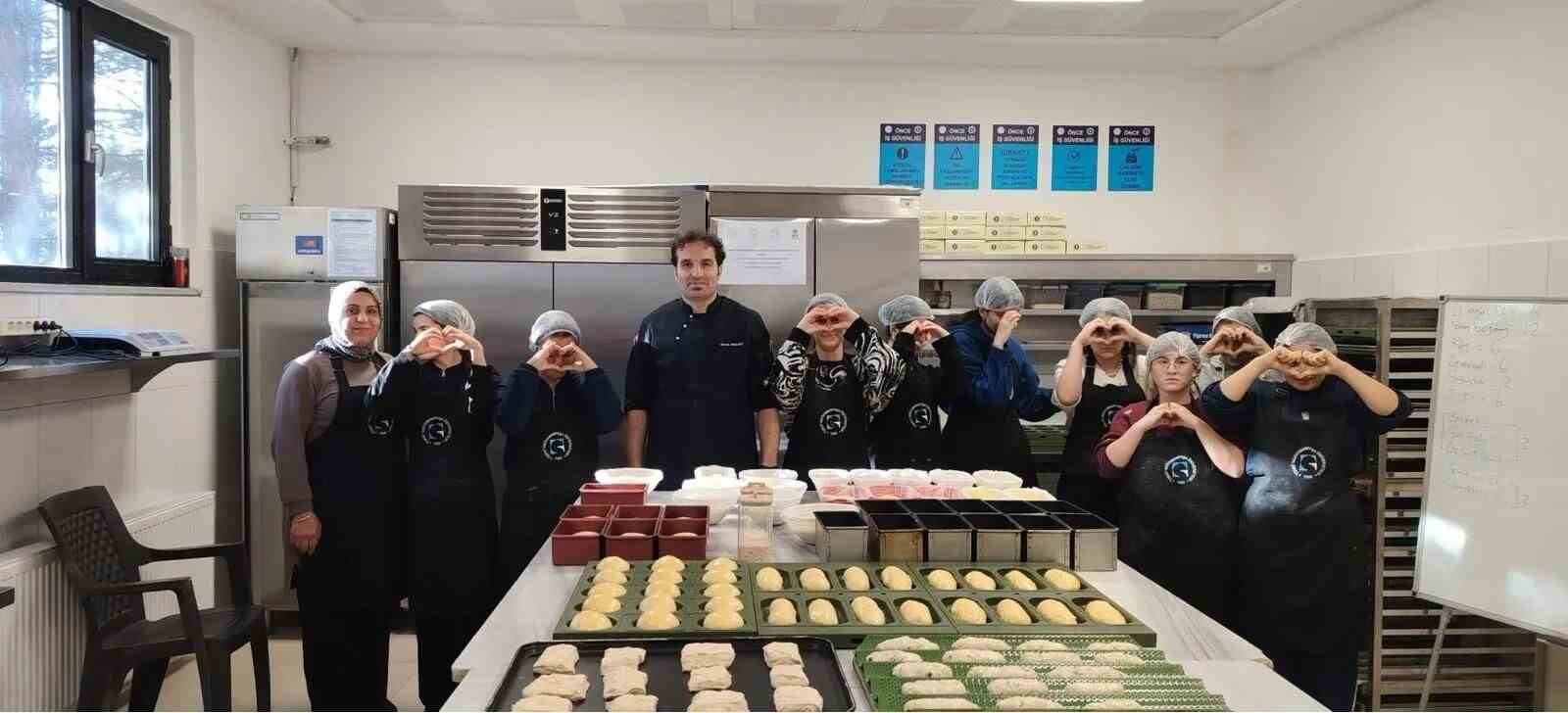 Geleceğe mayalanan eller
