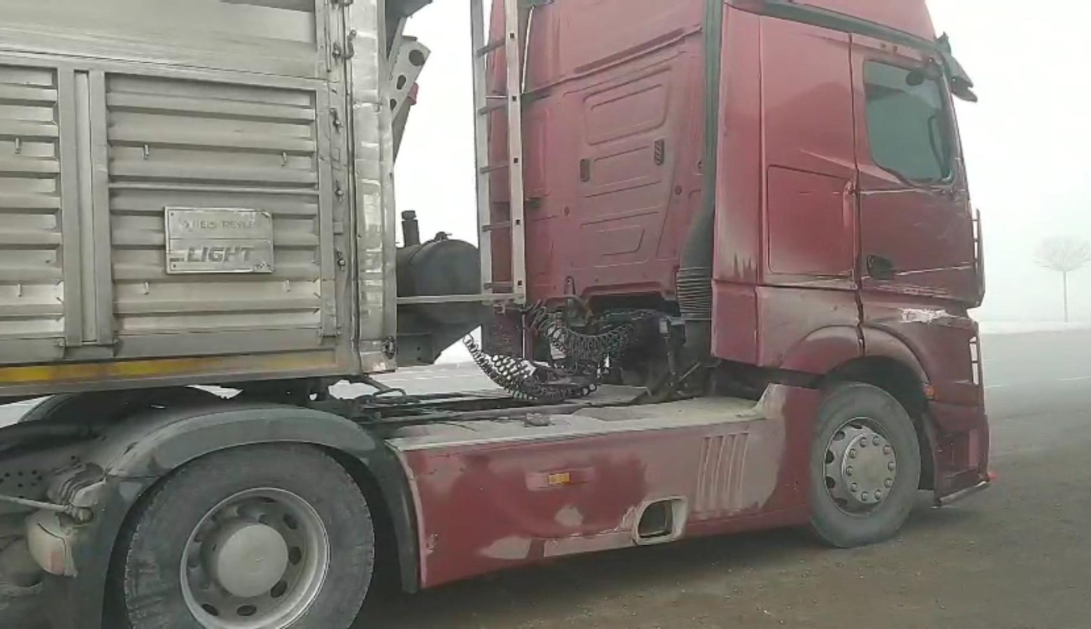 Sivas&rsquo;ta sis zincirleme kazaya neden oldu: 7 yaralı
