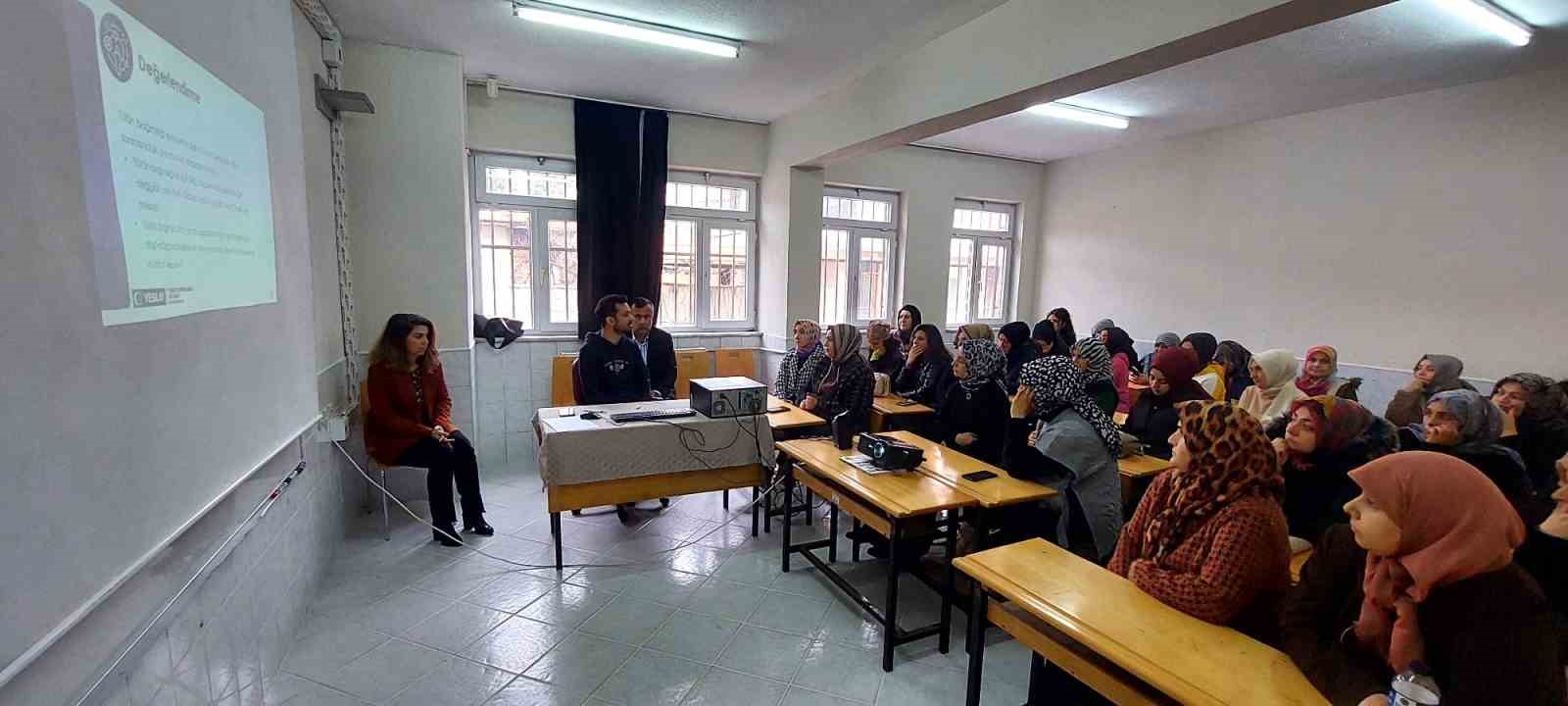 Tavşanlı&rsquo;da t&uuml;t&uuml;nle m&uuml;cadele seferberliği
