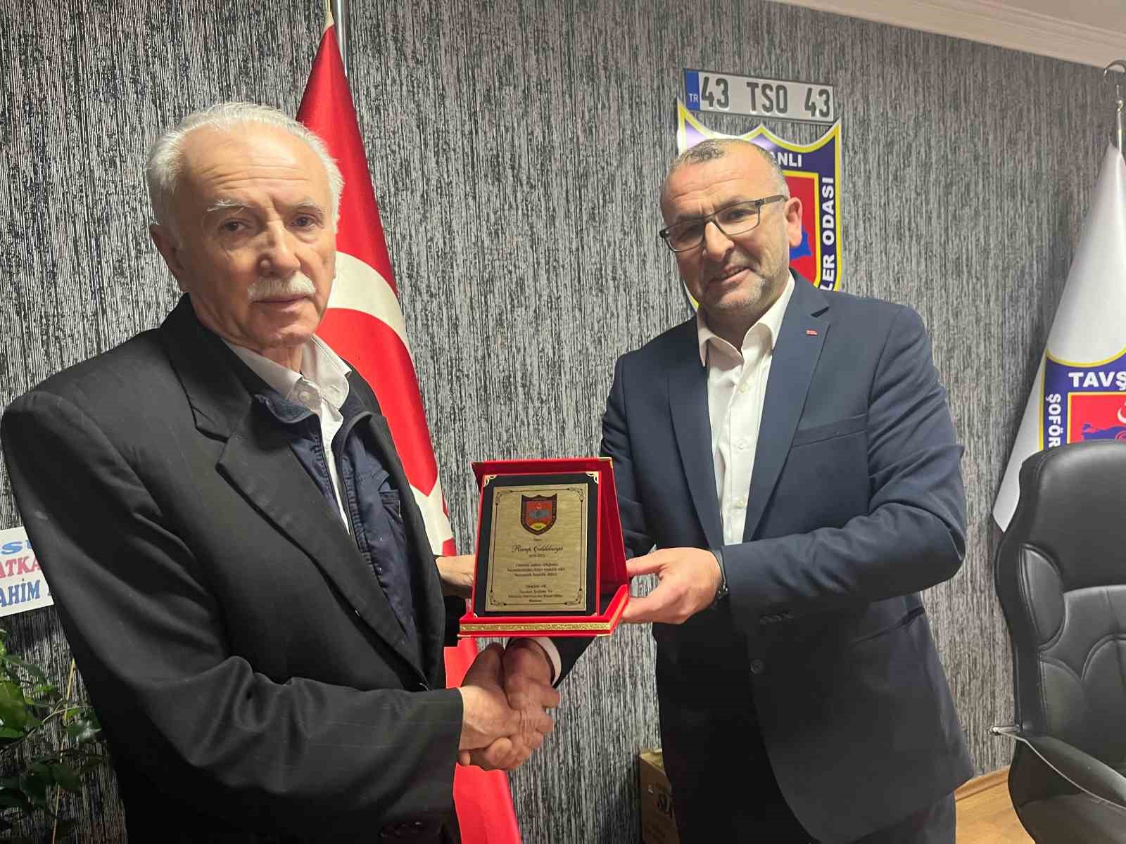 Abdullah Ak, Tavşanlı Şof&ouml;rler Odası başkanlık g&ouml;revini devraldı
