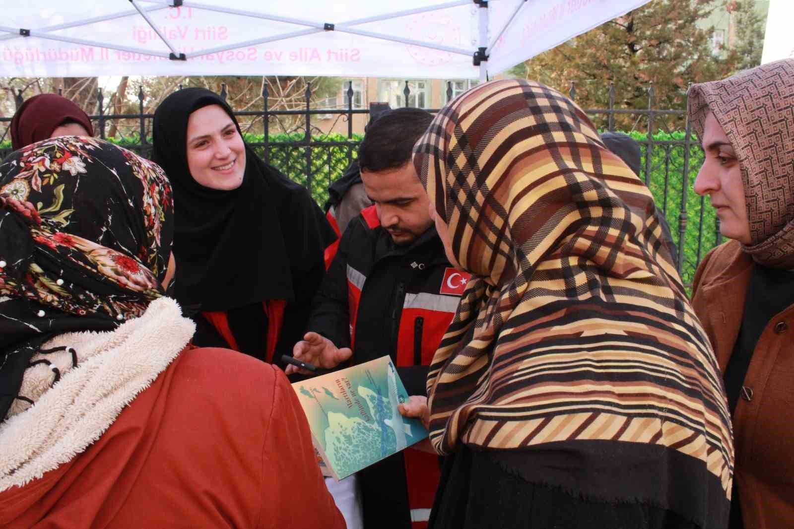 Siirt’te ‘İlk Öğretmenim Ailem’ ve ‘Çocuklar Güvende’ siteleri ve mobil uygulaması anlatıldı