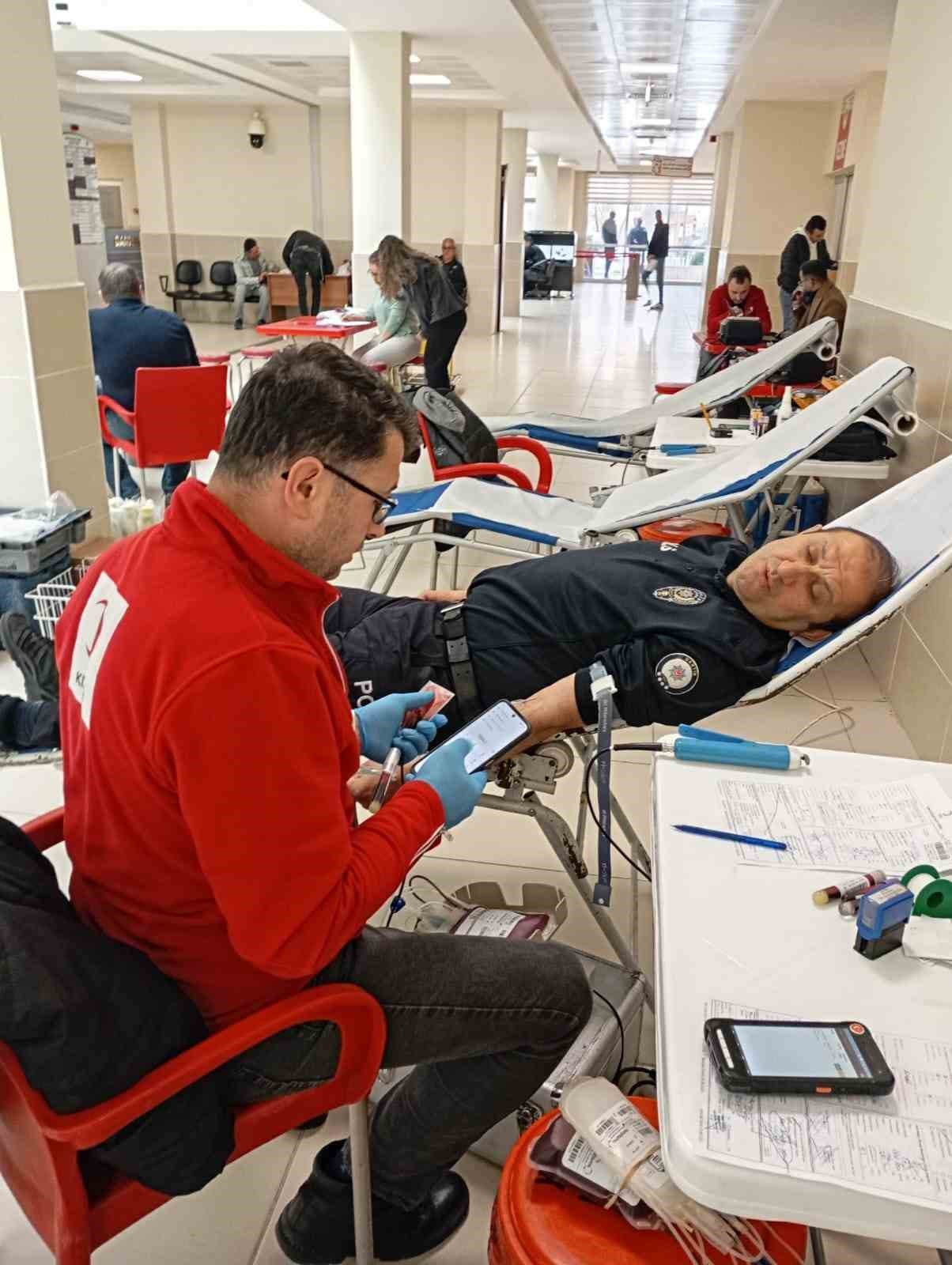 Bartın&rsquo;da 2 g&uuml;nde 52 &uuml;nite kan bağışı yapıldı
