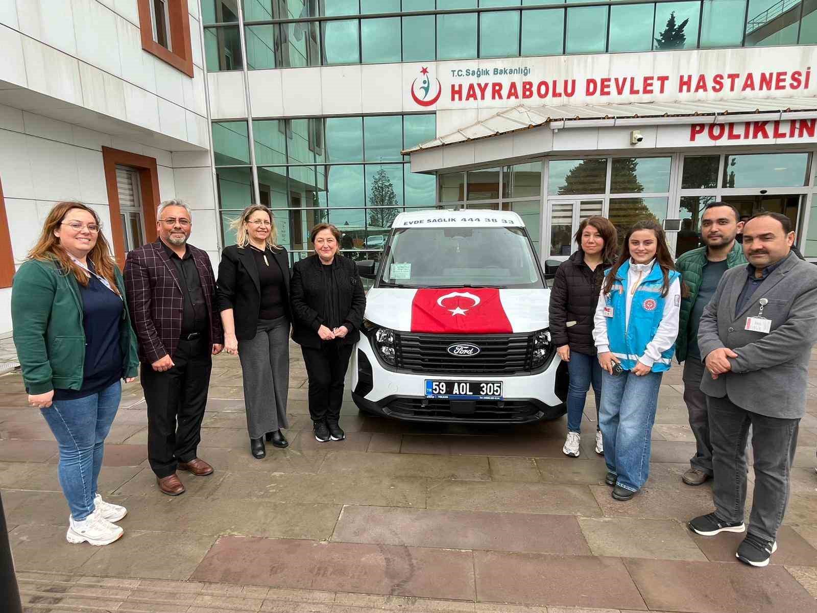 Hayrabolu’da hayırsever iş kadınından evlere şifa taşıyacak bağış