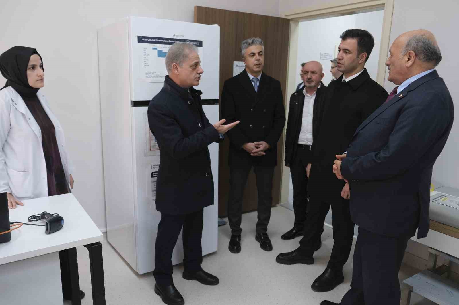 Demirkent&rsquo;e modern sağlık kompleksi a&ccedil;ıldı
