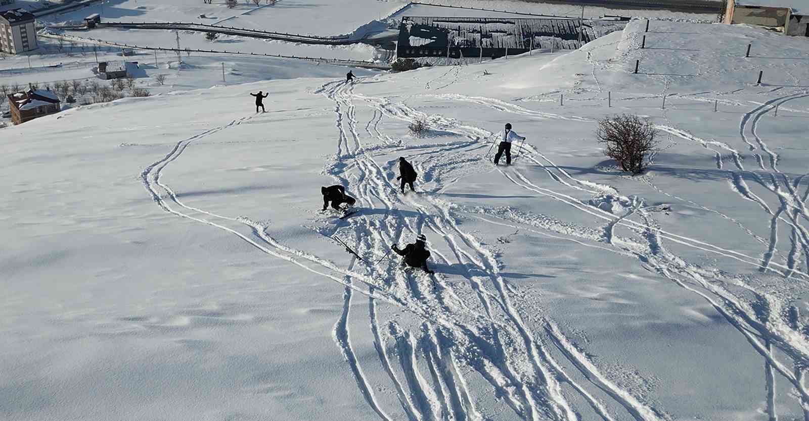 Bitlis’te adrenalin tutkusu tehlikeye davetiye çıkardı