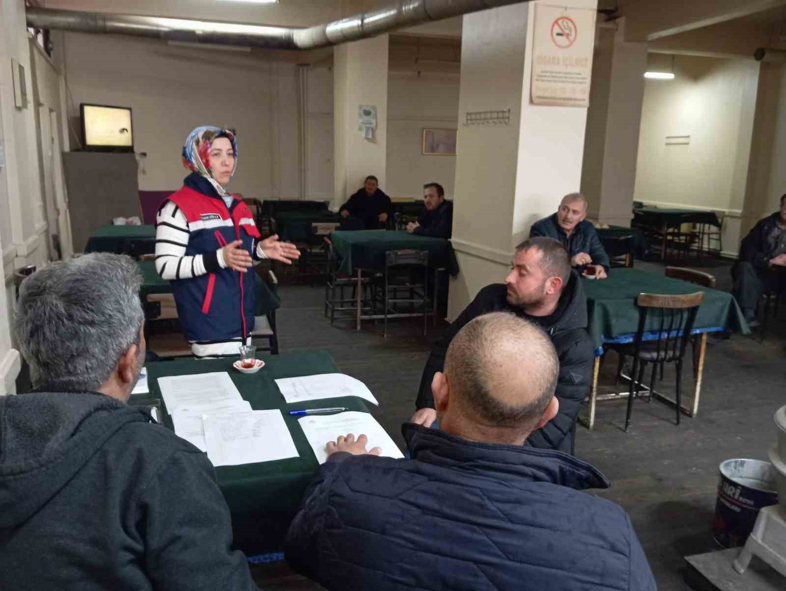 &Ccedil;ift&ccedil;ilere &rsquo;Bitki Koruma &Uuml;r&uuml;nleri Uygulayıcısı Eğitimi&rsquo;
