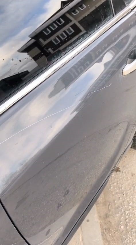 Bursa&rsquo;da ara&ccedil;lara saldırı g&uuml;venlik kamerasına yansıdı
