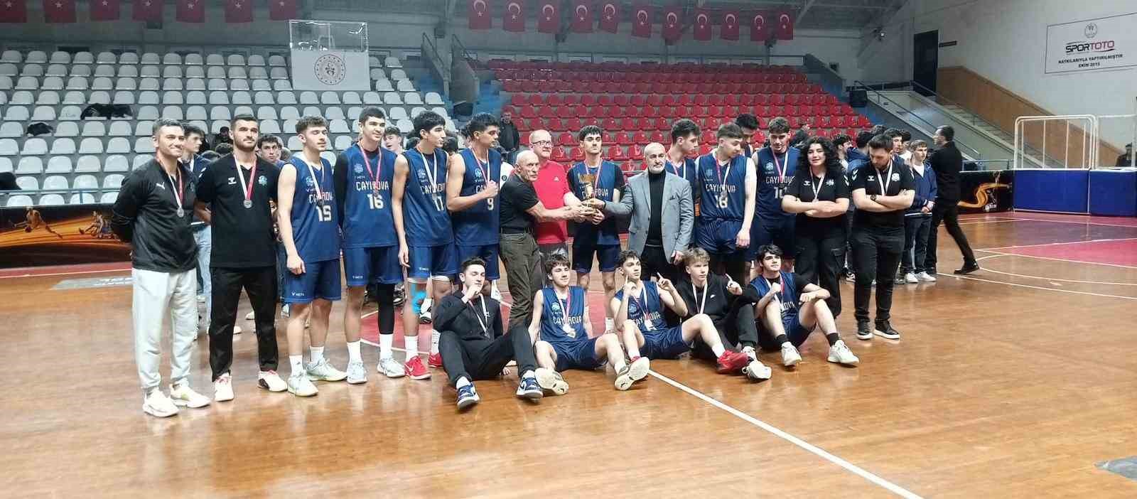 &Ccedil;ayırova&rsquo;nın gen&ccedil; basketbolcuları Kocaeli ikincisi oldu
