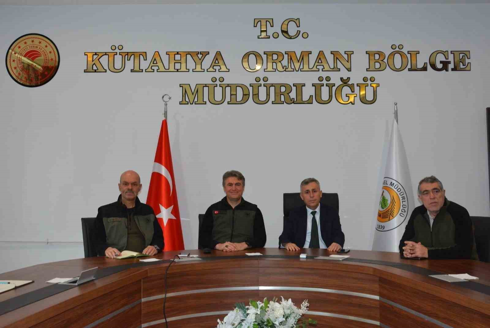 K&uuml;tahya&rsquo;da Orman İşletme M&uuml;d&uuml;rl&uuml;ğ&uuml; y&ouml;neticilerine eğitim
