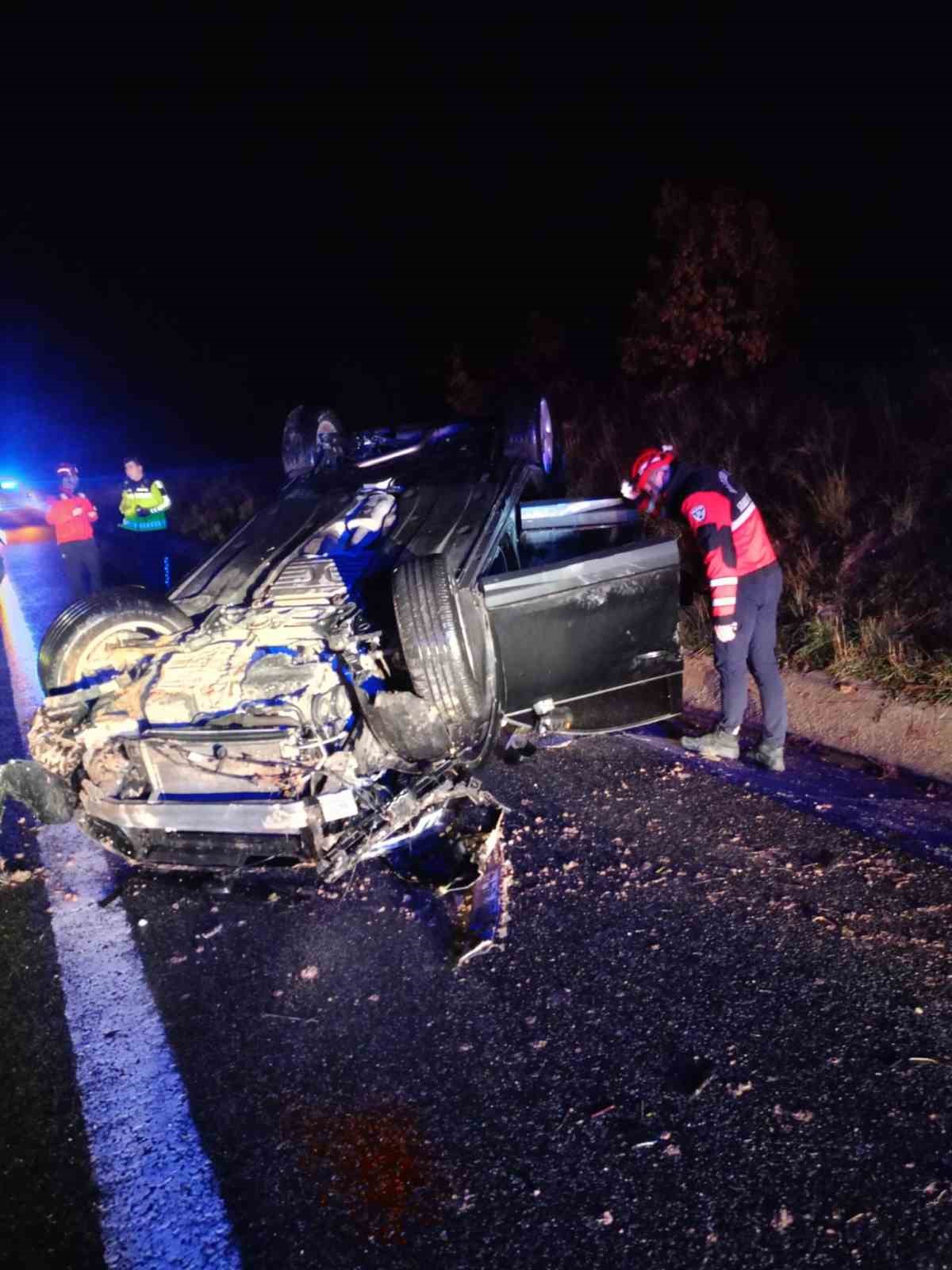 İzmir-İstanbul Otoyolu&rsquo;nda trafik kazası: 4 yaralı
