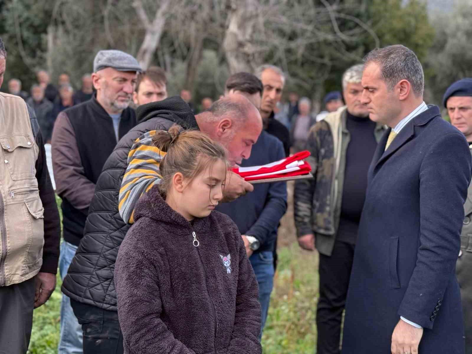 Bayındır Kıbrıs Gazisi&rsquo;ni uğurladı
