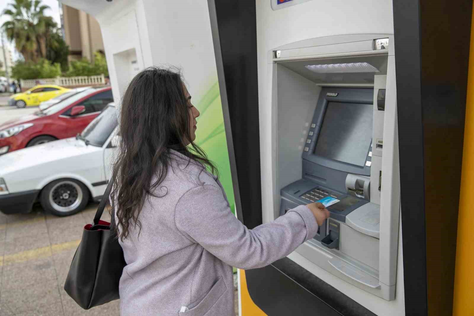 Mersin&rsquo;de Halk Kart ve &ouml;ğrenim yardımı &ouml;demeleri yapıldı
