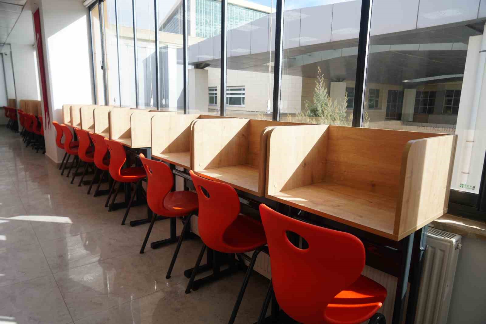 G&uuml;l Sinem D&ouml;nertaş&rsquo;ın anısı Niğde&rsquo;de kurulan k&uuml;t&uuml;phane ile yaşatılıyor
