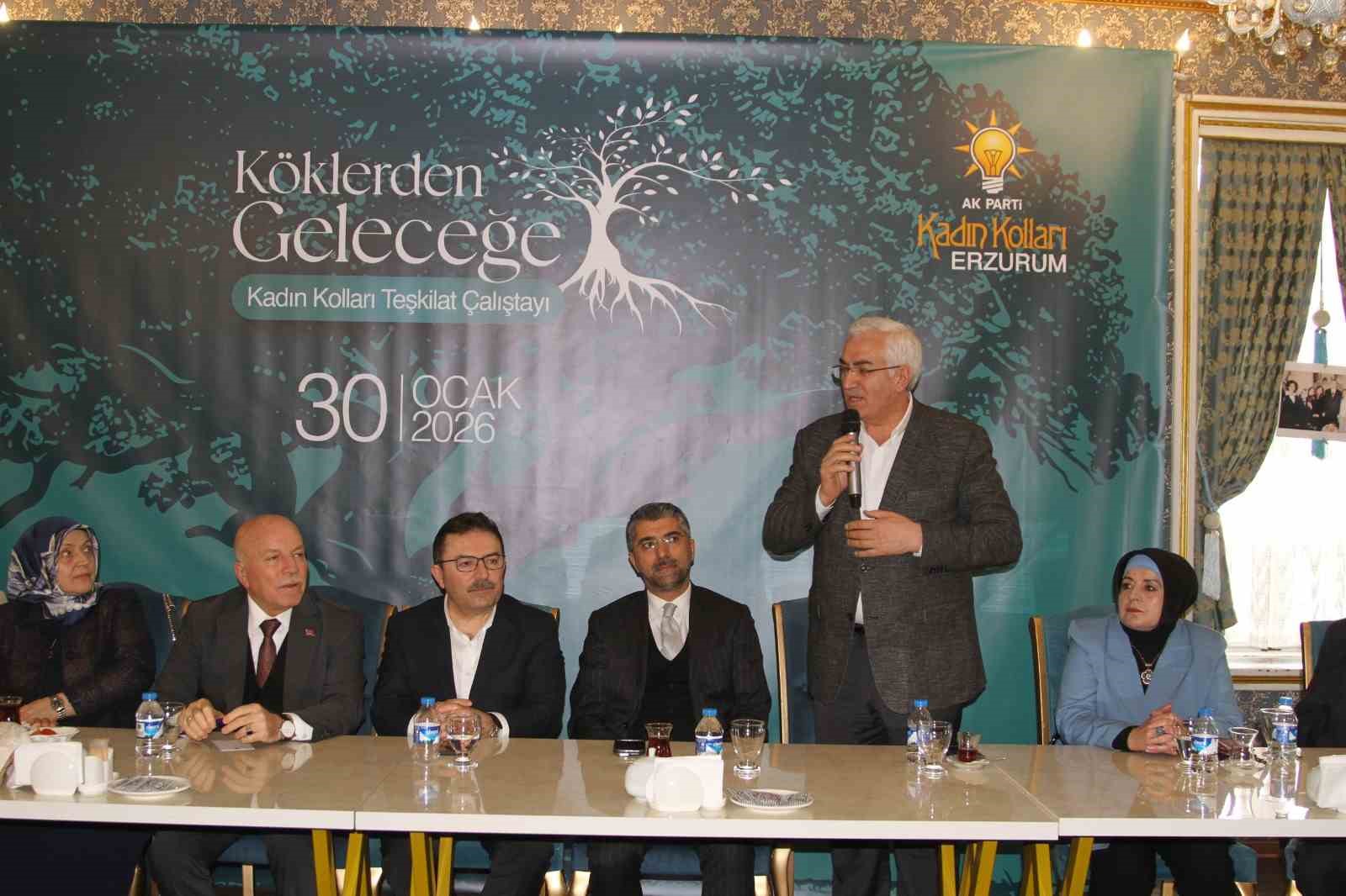 "Köklerden Geleceğe" Kadın Kolları Teşkilat Çalıştayı Erzurum’da gerçekleştirildi
