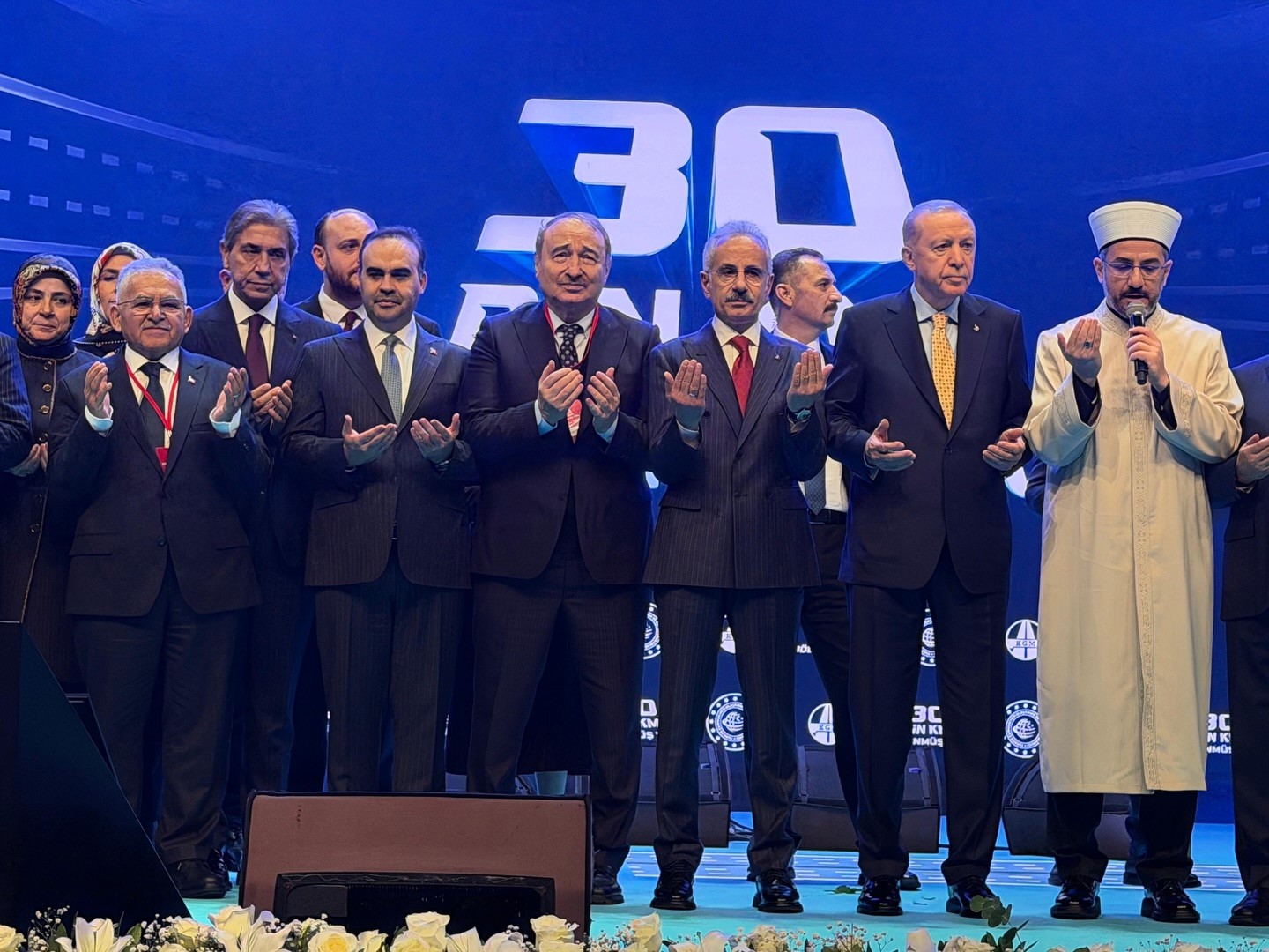 Başkan Büyükkılıç, Cumhurbaşkanı Erdoğan ile 30 Bin km Bölünmüş Yol Töreni’nde görüştü