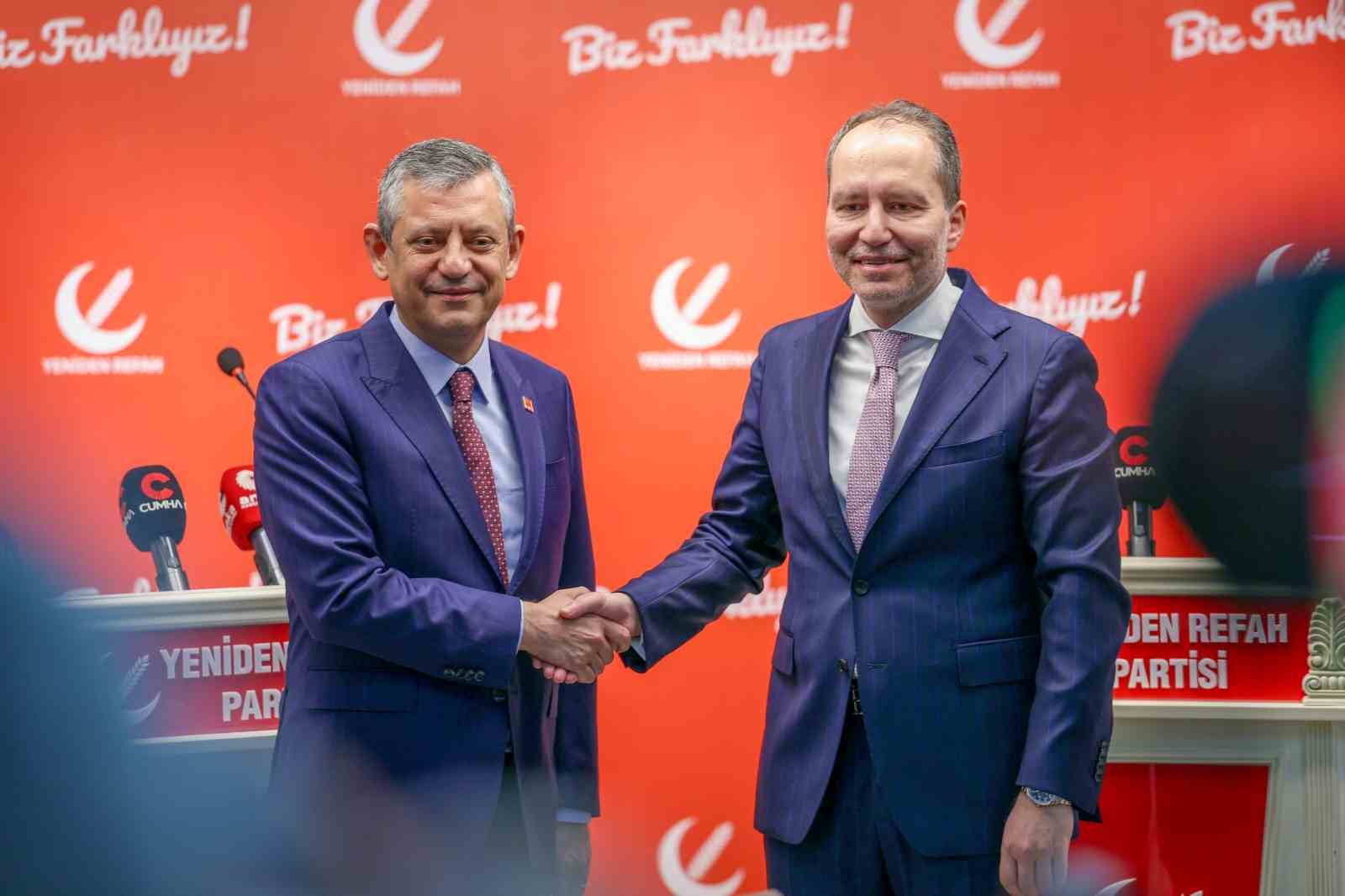 CHP Genel Başkanı &Ouml;zel&rsquo;den Yeniden Refah Partisi Genel Başkanı Erbakan&rsquo;a ziyaret
