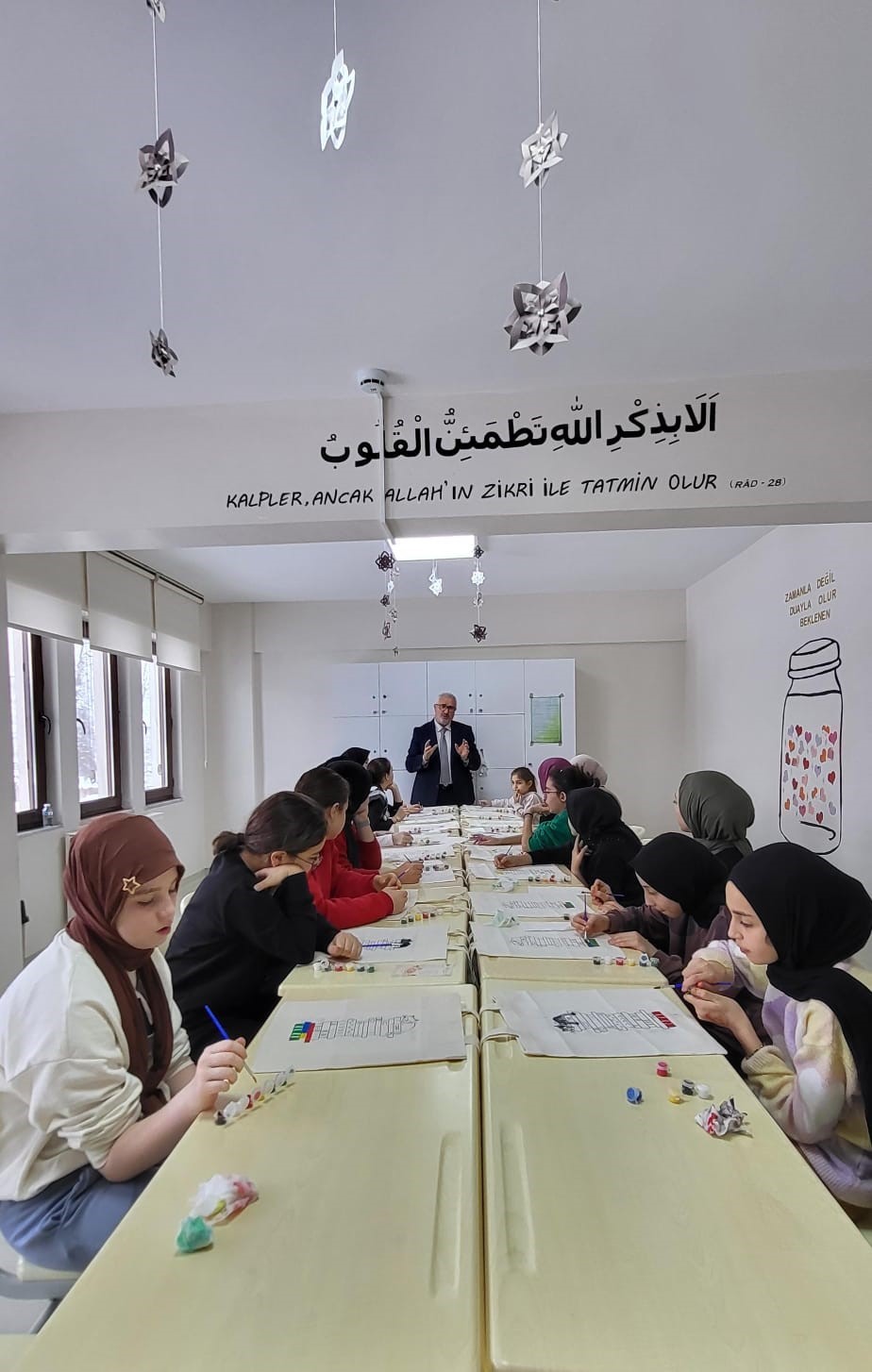 Ortaokul &ouml;ğrencileri değerlerle buluştu
