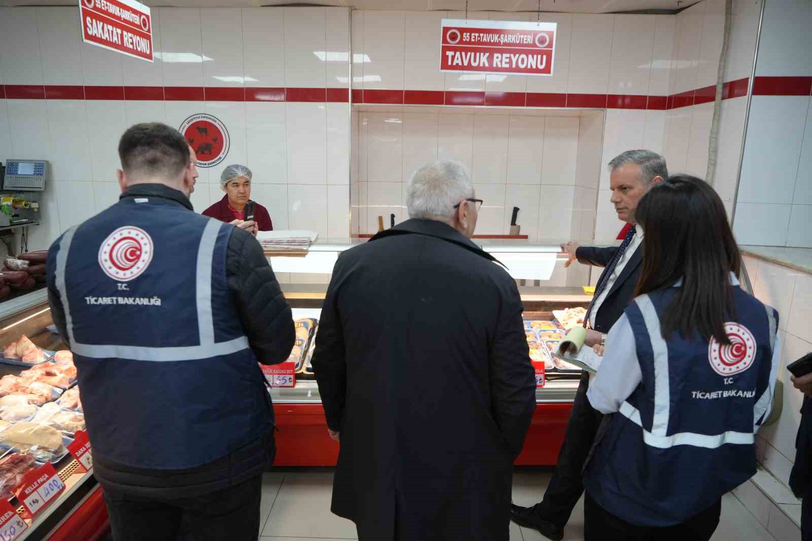 Ramazan &ouml;ncesi et denetimleri arttı: Kasaplar tek tek kontrol edildi
