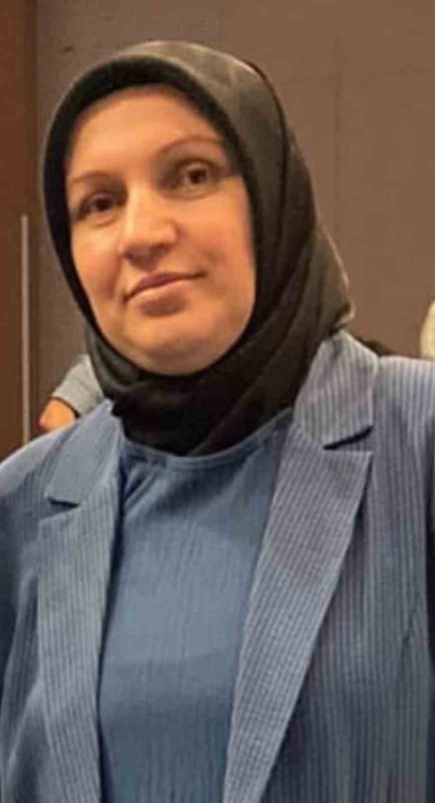 Cam silerken 3. kattan d&uuml;şen &ouml;ğretmen son yolculuğuna dualarla uğurlandı
