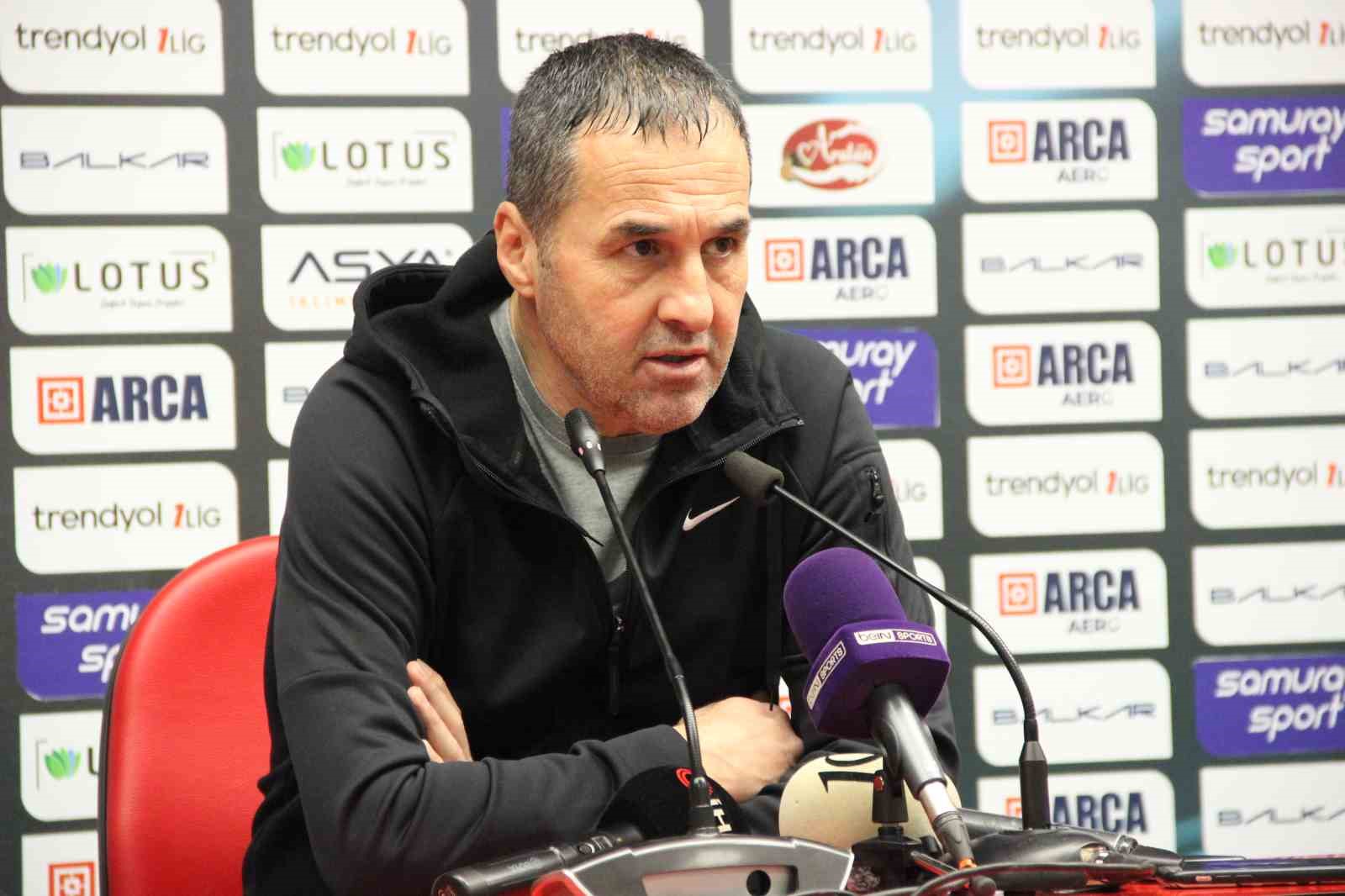 Yalçın Koşukavak: "87. dakikada penaltı golüyle mağlup olmak beni biraz üzdü"