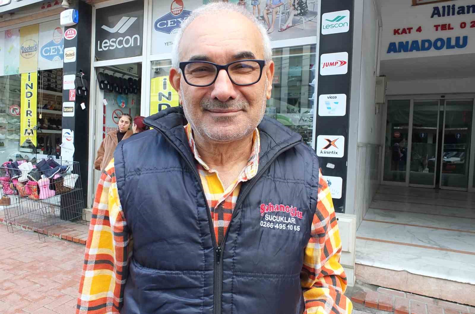 Burhaniyeli imam 1274 metre kare arsasını bağışladı