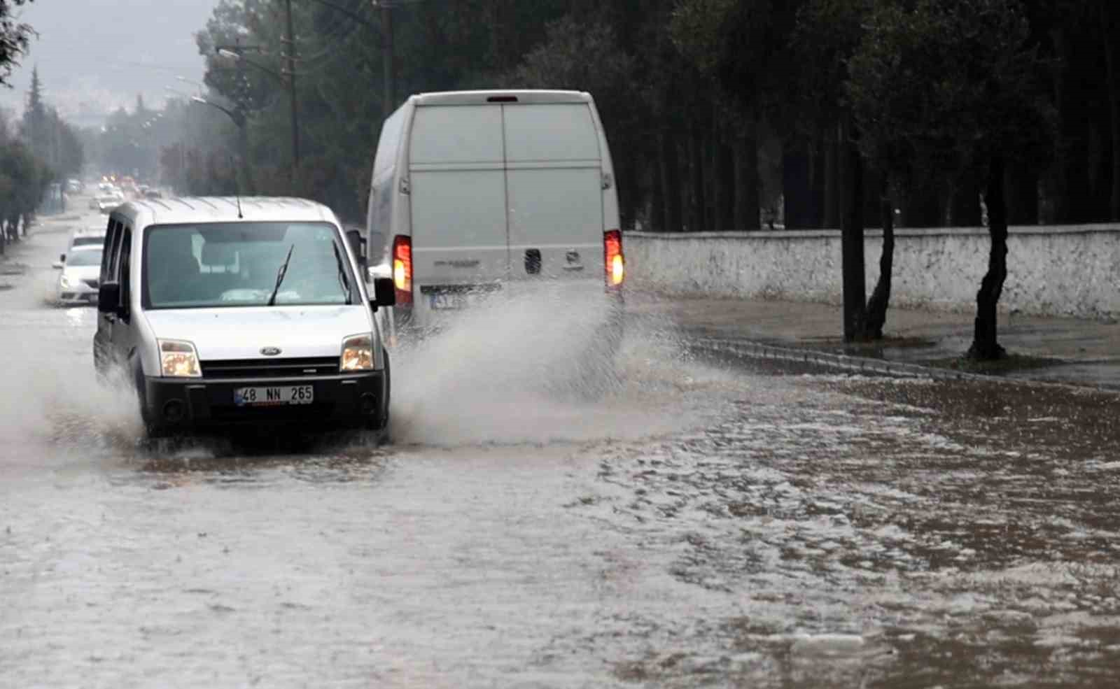30 Ocak&rsquo;ta K&ouml;yceğiz en fazla yağış alan il&ccedil;e oldu

