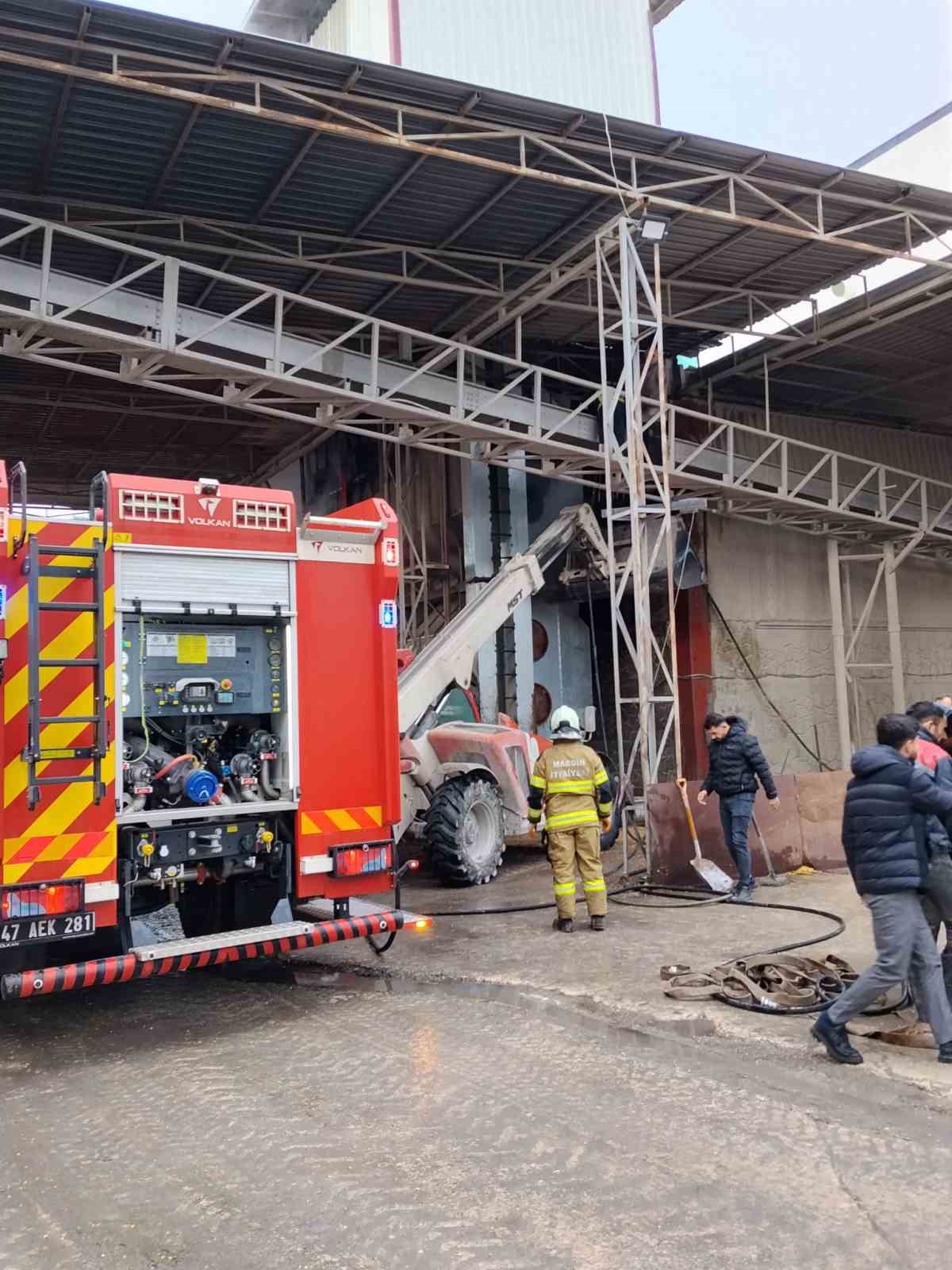 Mardin’de mısır kurutma tesisinde yangın