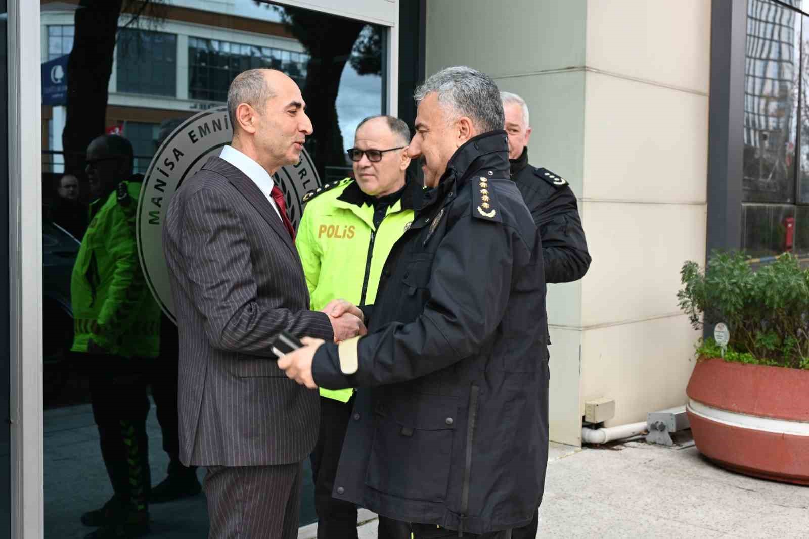 Salihli İl&ccedil;e Emniyet M&uuml;d&uuml;r&uuml; Burhan Demirkıran emekli oldu
