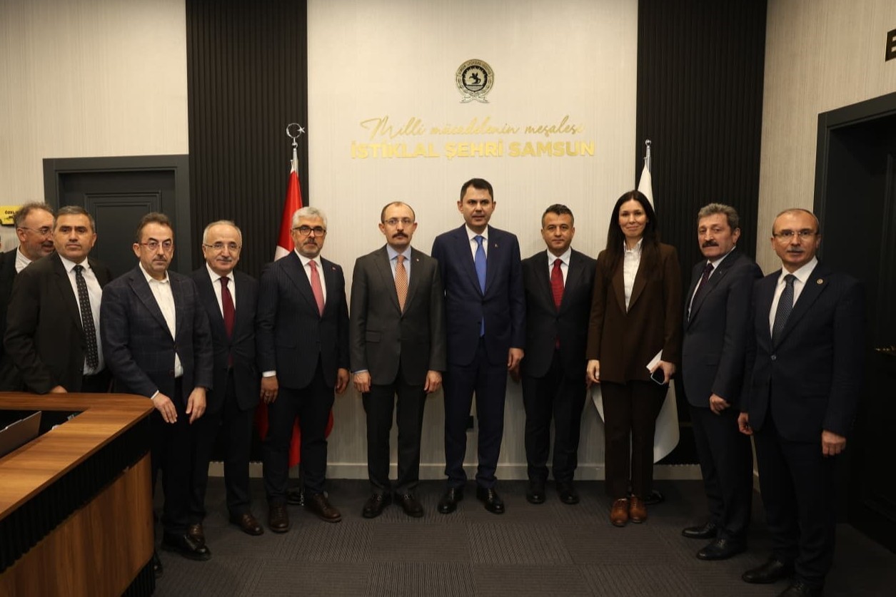Başkan Halit Doğan, Bakan Murat Kurum&rsquo;a Samsun projelerini anlattı
