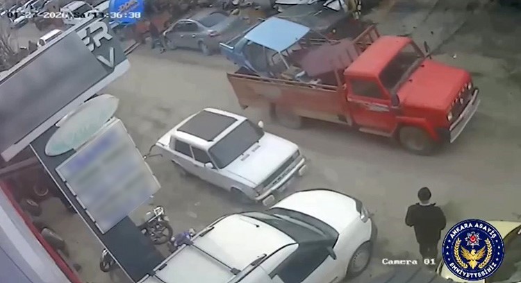 Ankara’da çalıntı araçları presleyerek yok eden 8 şüpheli yakalandı