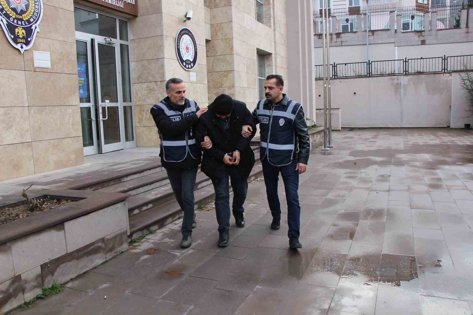 Amasya&rsquo;da 16 yıl hapis cezasına &ccedil;arptırılan şahıs yakalandı
