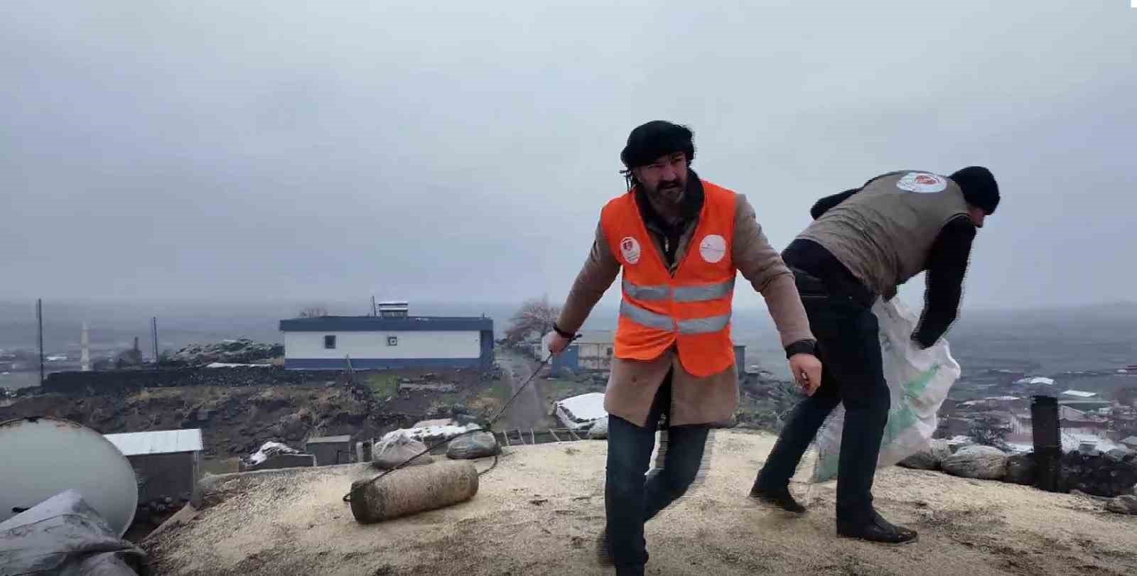 Siverek’te mağdur aileye hayırseverlerden destek