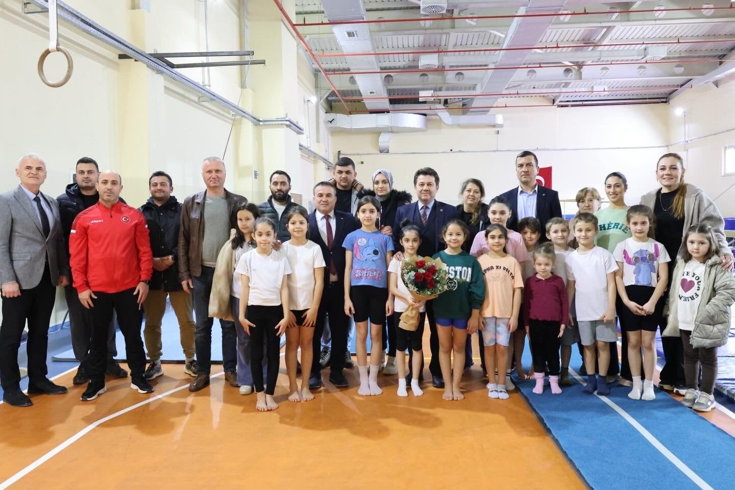 Cimnastik Federasyonu Başkanı Suat Çelen Bilecik’te antrenmanları inceledi