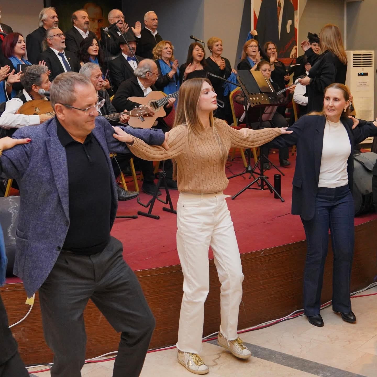 Ayvalık&rsquo;ta M&uuml;badele&rsquo;nin 103. yılı d&uuml;zenlenen program ile anıldı
