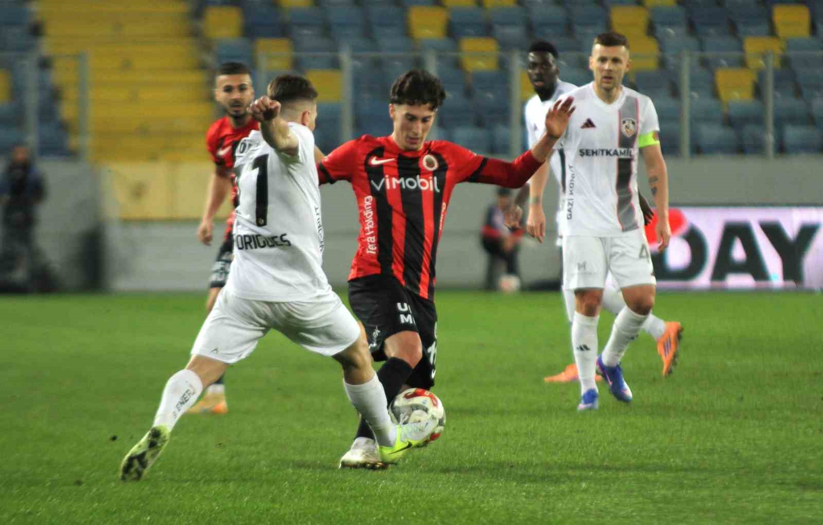 Trendyol S&uuml;per Lig: Gen&ccedil;lerbirliği: 2 - Gaziantep FK: 1 (Ma&ccedil; sonucu)
