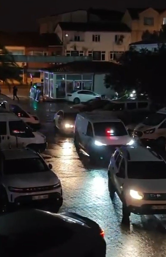 Sakarya&rsquo;da otoyolda uyuşturucu operasyonu: 1 tutuklama
