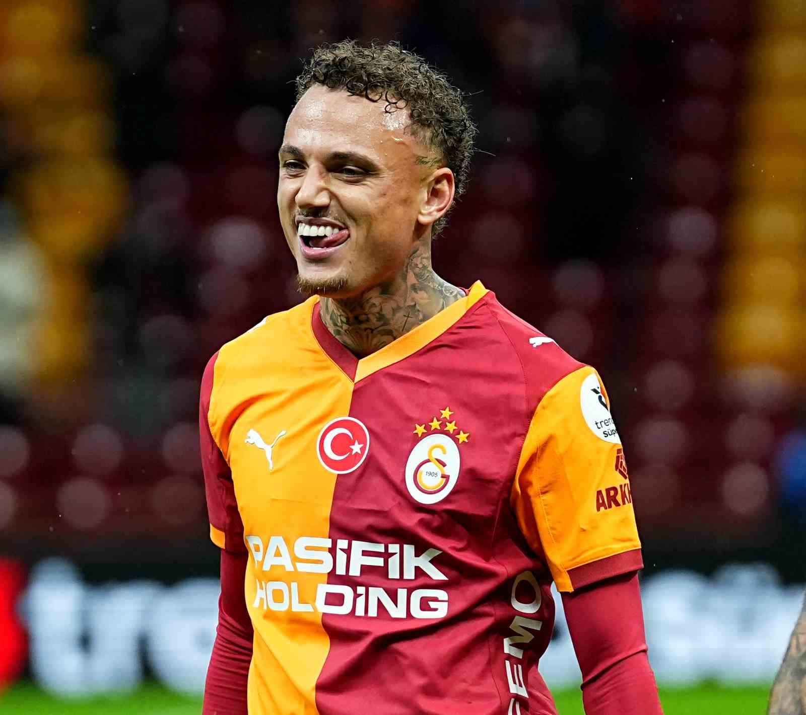 Trendyol Süper Lig: Galatasaray: 2 - Kayserispor: 0 (İlk yarı)