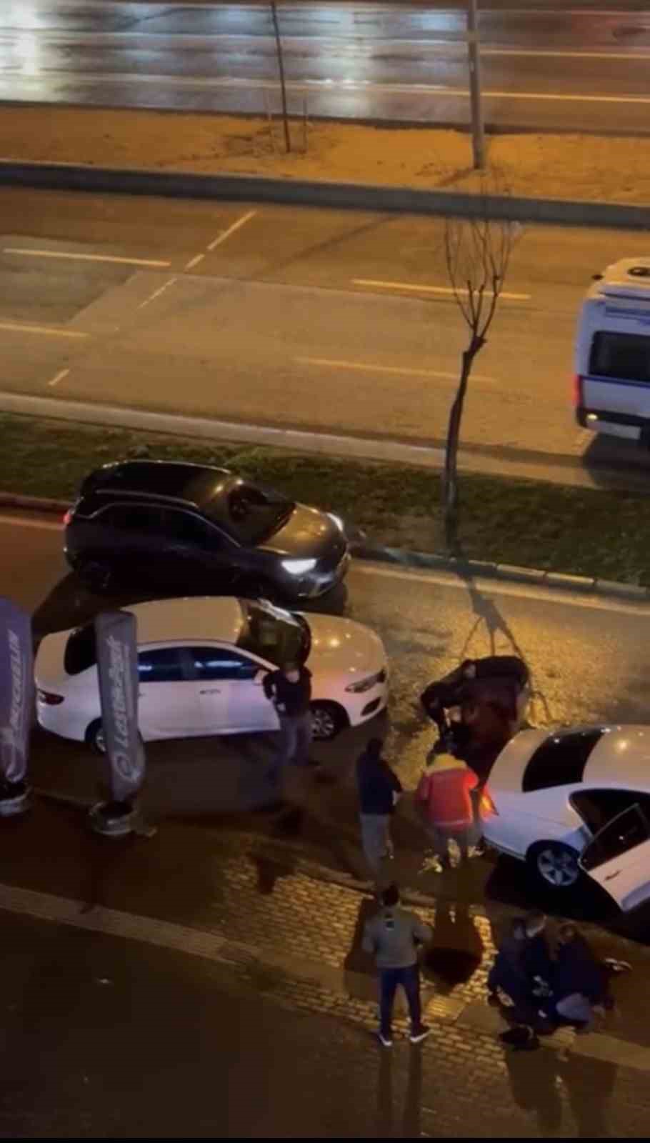 Pompacı kılığına girdi, el bombalı arabayı böyle yakaladı