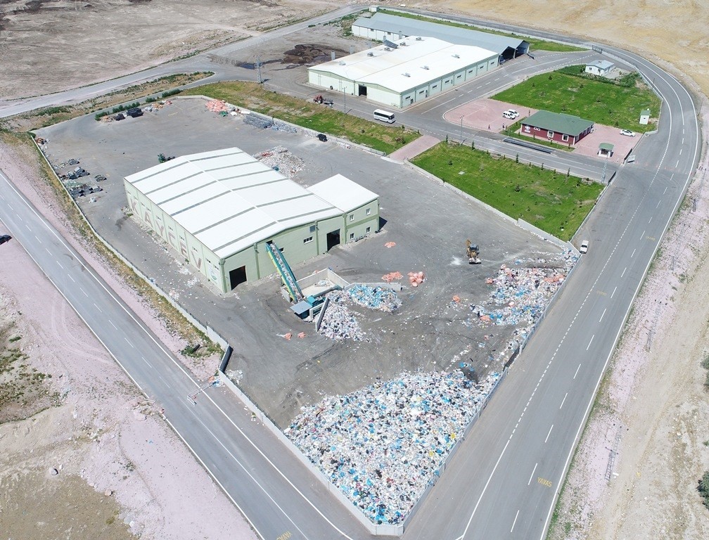 Başkan &Ccedil;olakbayrakdar: "KAY&Ccedil;EV&rsquo;le Kayserimizin doğasını koruyor, ekonomisini g&uuml;&ccedil;lendiriyoruz"
