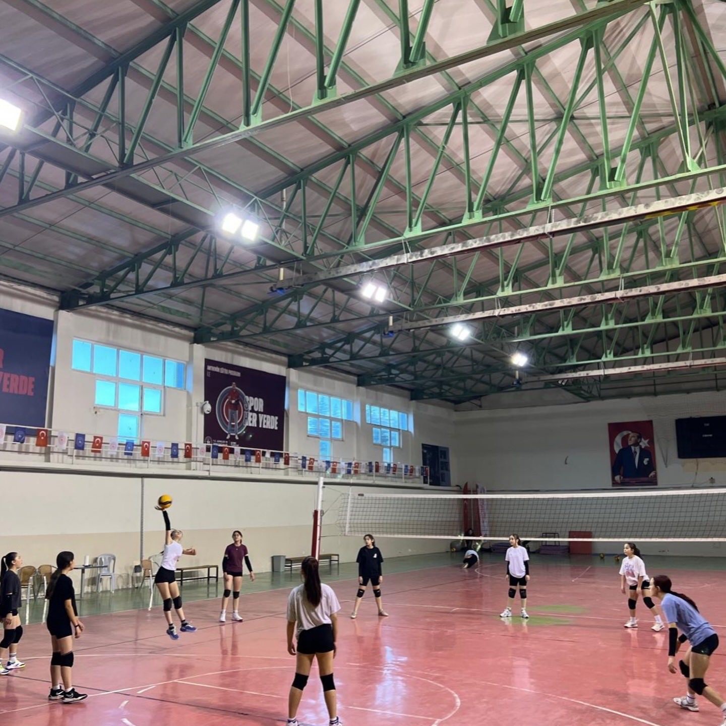 Bilecik’te voleybol branşında altyapı çalışmaları devam ediyor
