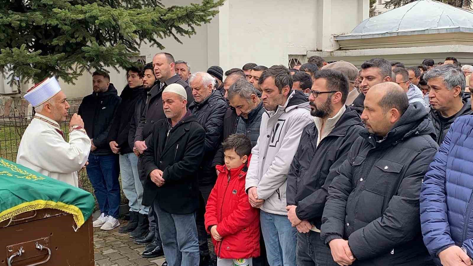 Alkollü sürücünün hayattan kopardığı genç son yolculuğuna uğurlandı