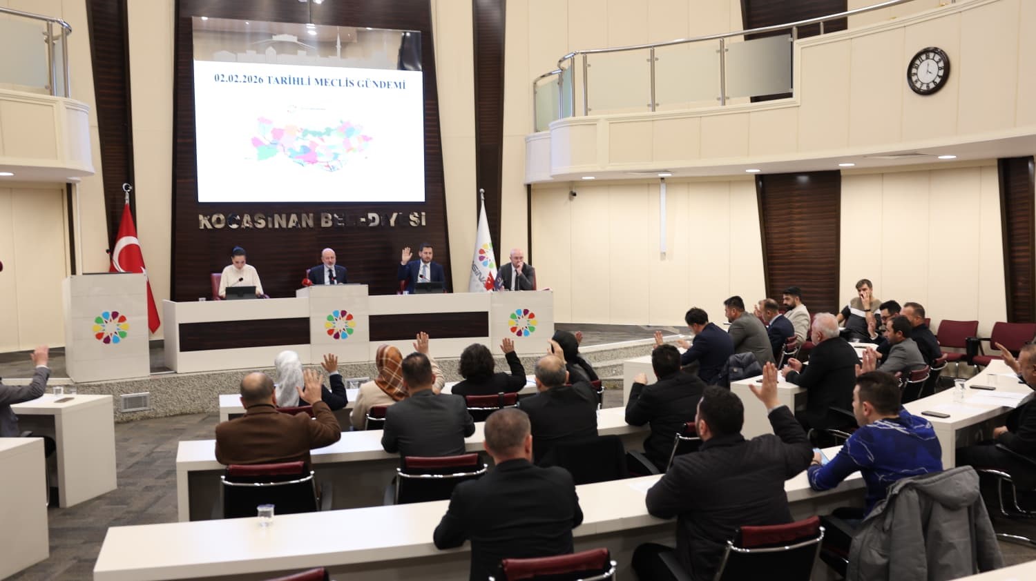 Başkan Çolakbayrakdar: "Şehrimizi geleceğe taşıyacak bir vizyonla çalışıyoruz"