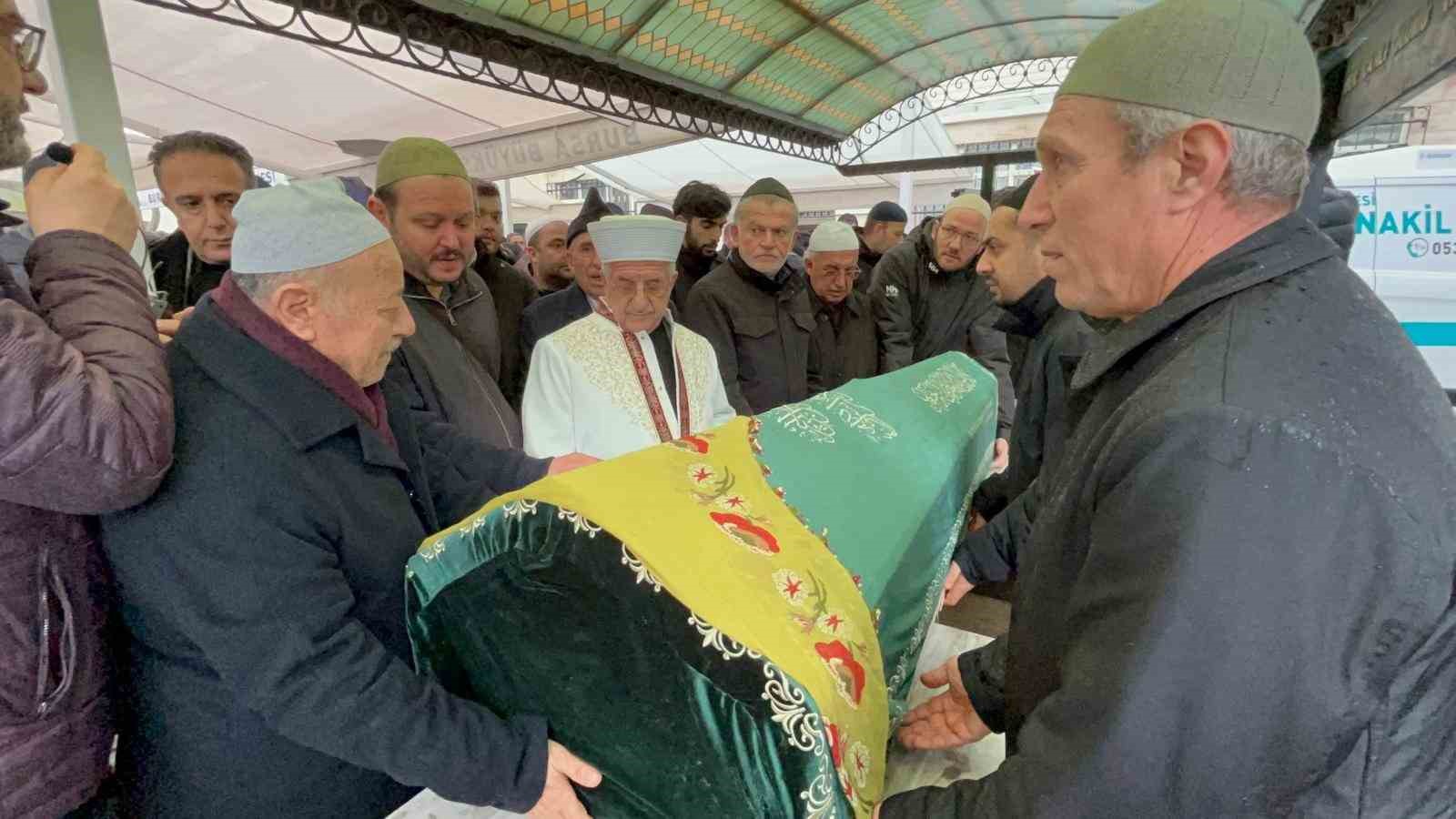 Emekli m&uuml;ft&uuml;n&uuml;n en acı g&uuml;n&uuml;
